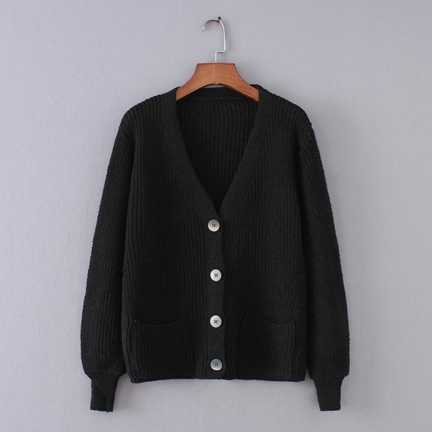 Pull ample pour femmes avec poches et boutons noir