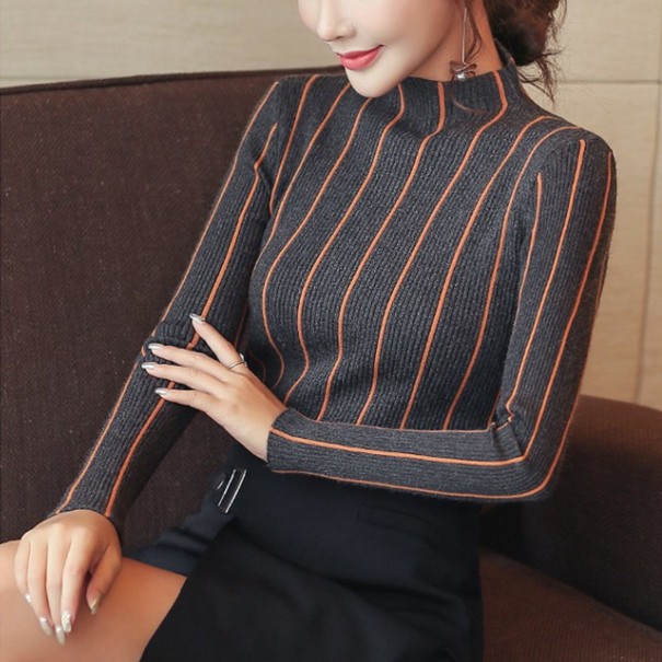 Pull col roulé pour femmes gris