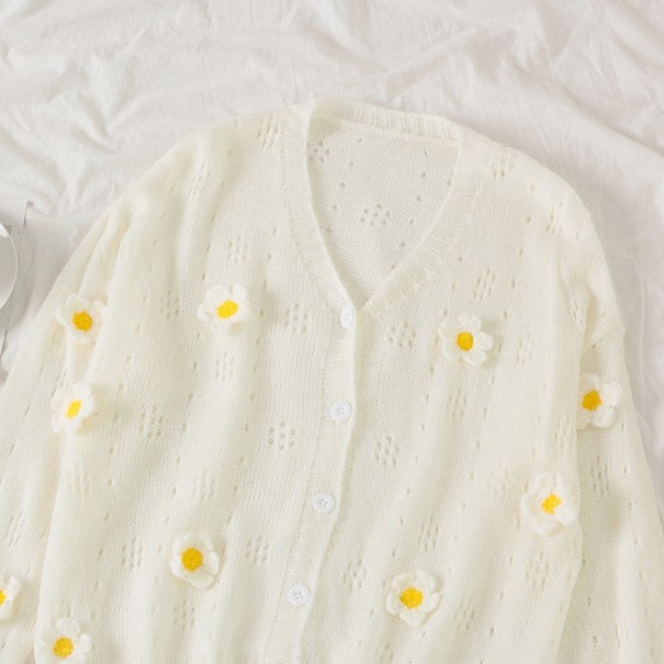Pull Femme avec des Marguerites 1