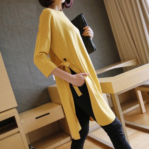 Pull long pour femme avec fente jaune