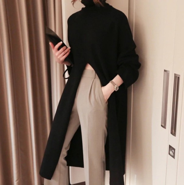 Pull long pour femme avec fente noir