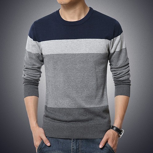 Pull mode homme J2223 bleu foncé XS