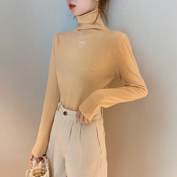 Pullover feminino com coração amarelo