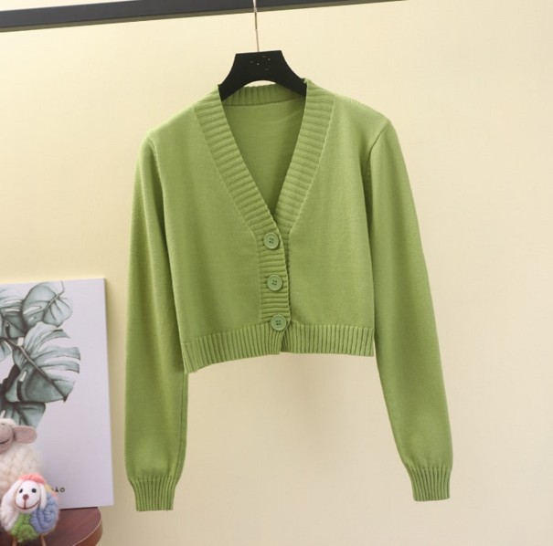 Pulôver curto feminino com botões verde claro
