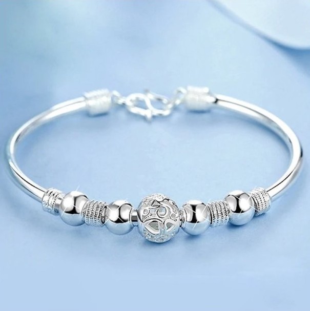 Pulseira feminina com contas 1