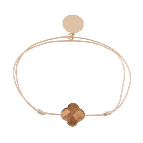 Pulsera de hilo con piedra 5