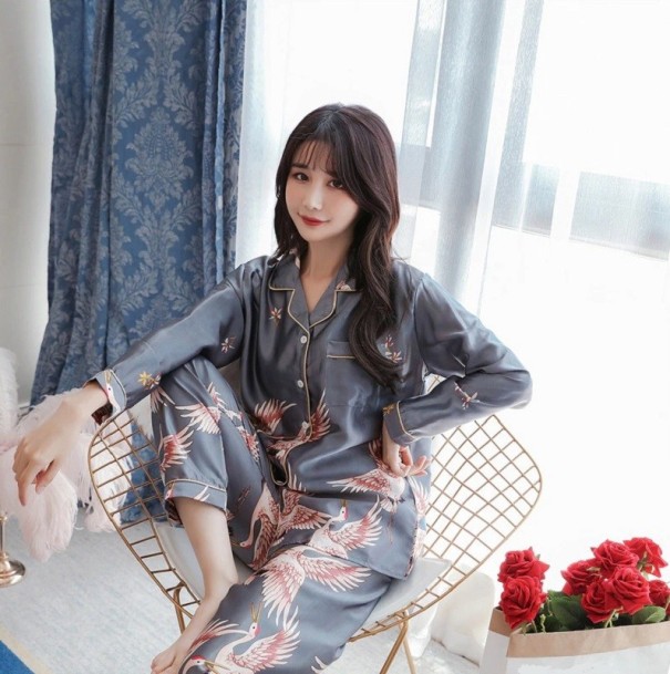 Pyjamas för kvinnor P2632 grå M