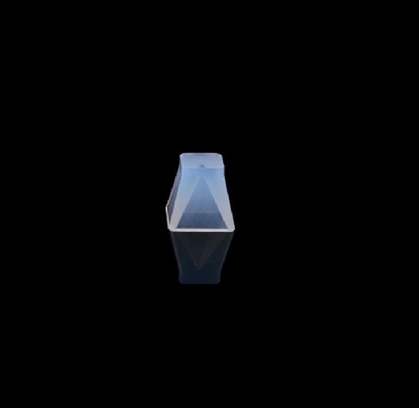 Pyramidformad silikonform M