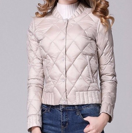 Quiltad damjacka med mönster J2345 beige S