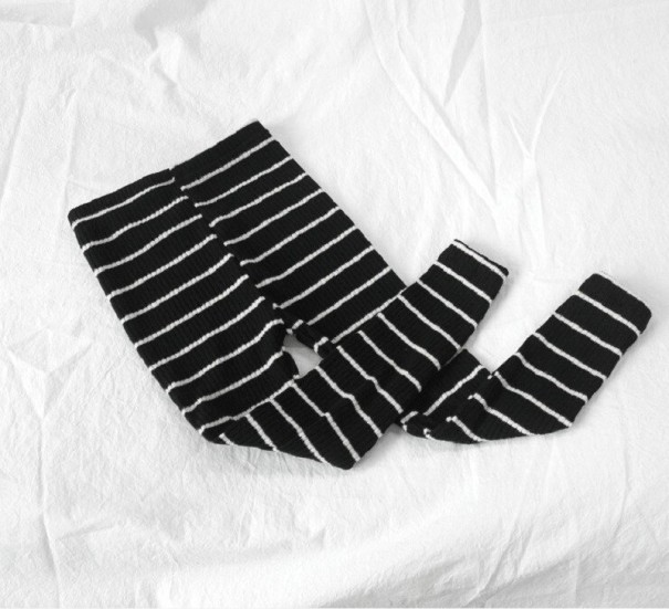 Randiga flickleggings T2492 svart 5