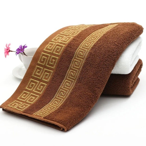 Ręcznik bawełniany Wysokiej jakości ręcznik bawełniany Bardzo chłonny ręcznik bawełniany 35 x 75 cm brązowy