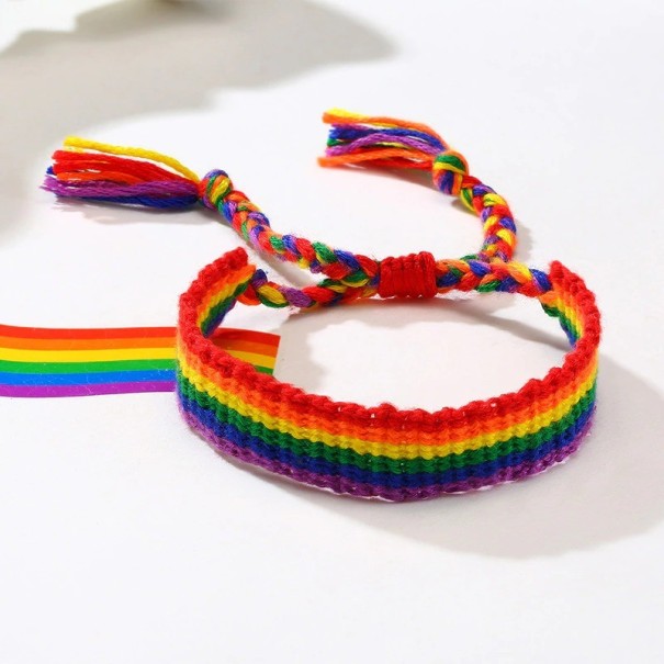 Regnbågsflätat armband 8