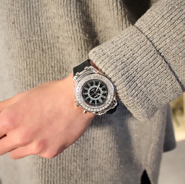 Reloj LED de lujo negro