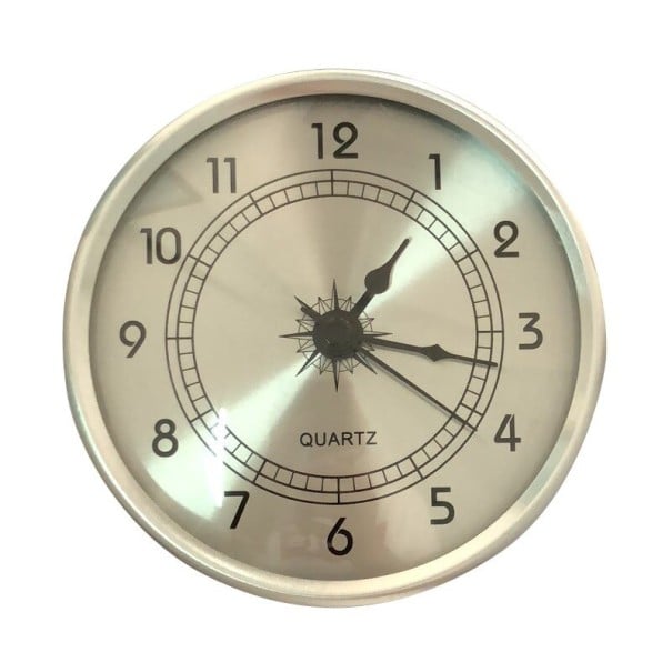 Relojes metálicos redondos con esfera analógica Números árabes y estrella decorativa en el centro Escala de minutos Aguja de segundos plateado