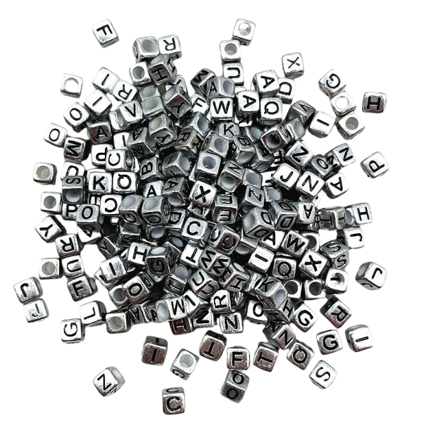 Rijgkralen letters 100 stuks 16