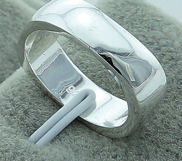 Ring D1023