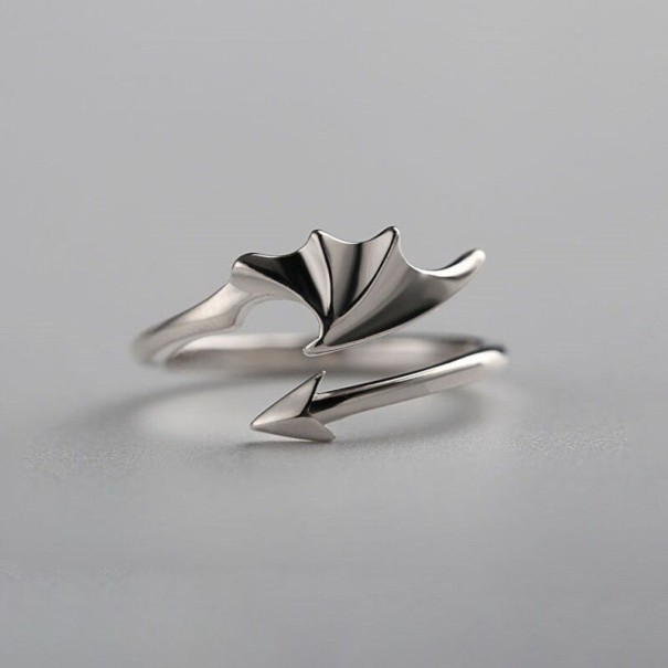 Ring met vleugel D2449 zilver