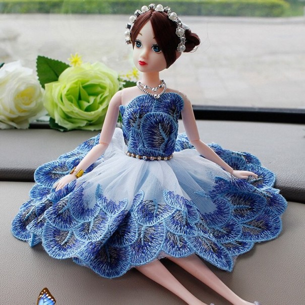 Robe de soirée pour poupée 2