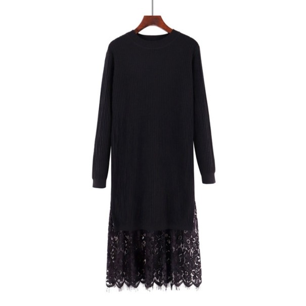 Robe en tricot avec dentelle noir