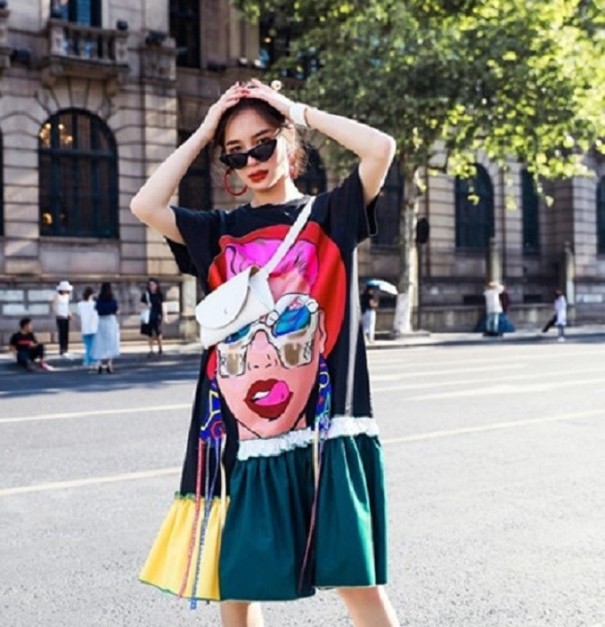 Robe t-shirt avec imprimé 1