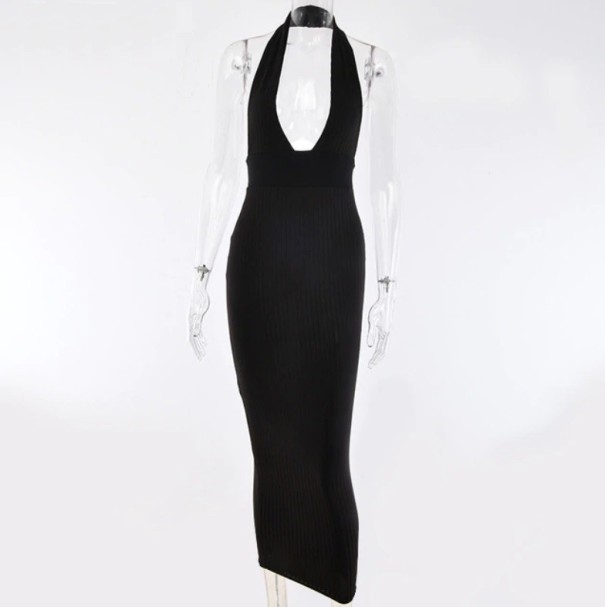 Robes longues pour femmes avec décolleté plongeant noir M