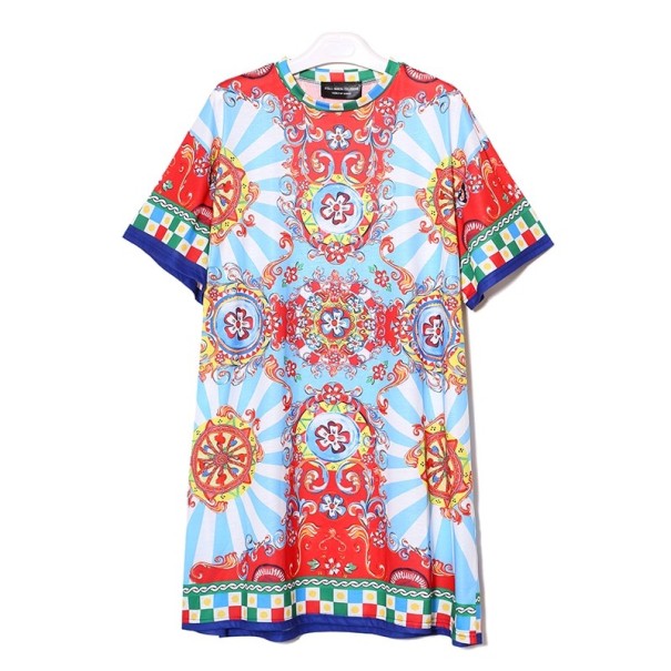 Rochie de damă cu model colorat albastru deschis