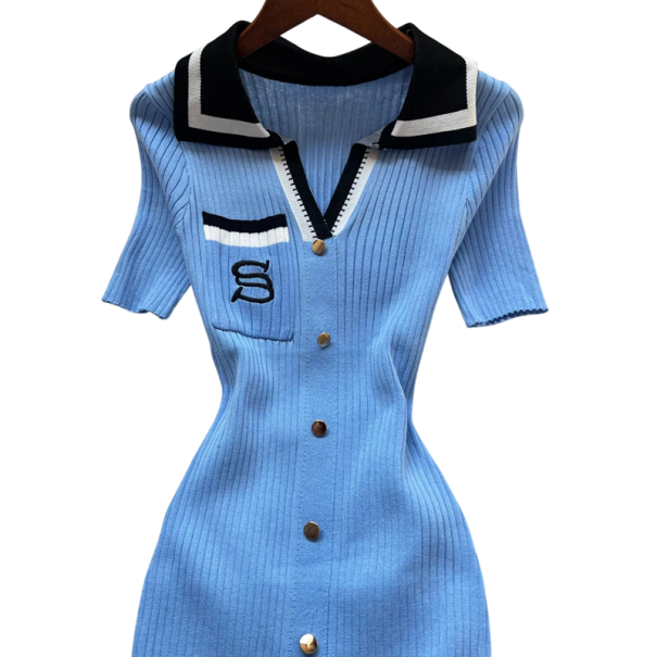 Rochie lunga tricotata cu broderie si nasturi Rochie eleganta cu guler cu decolteu in V si maneci scurte pentru tinuta de zi cu zi si formala albastru