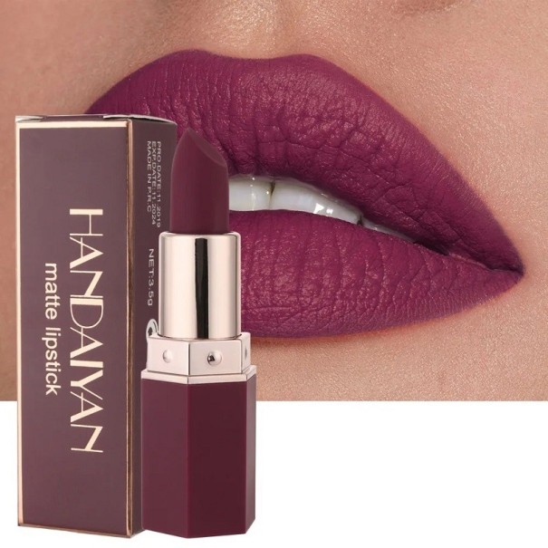 Rossetto opaco waterproof 24 ore balsamo colorato Plum