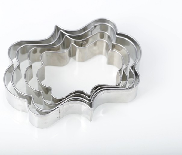 Ruostumattomasta teräksestä valmistetut piparkakkumuotit eri muodoissa - 4 kpl. 3