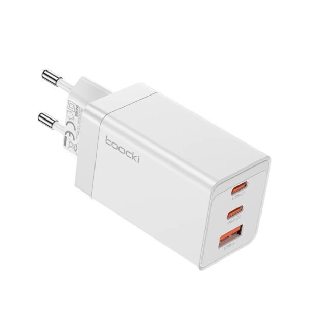 Rýchlonabíjačka 67W s portami USB A a 2x USB C GaN rýchle nabíjanie nabíjačka PD3.0 QC4.0 kompaktný adaptér s EU zástrčkou pre viac zariadení biela