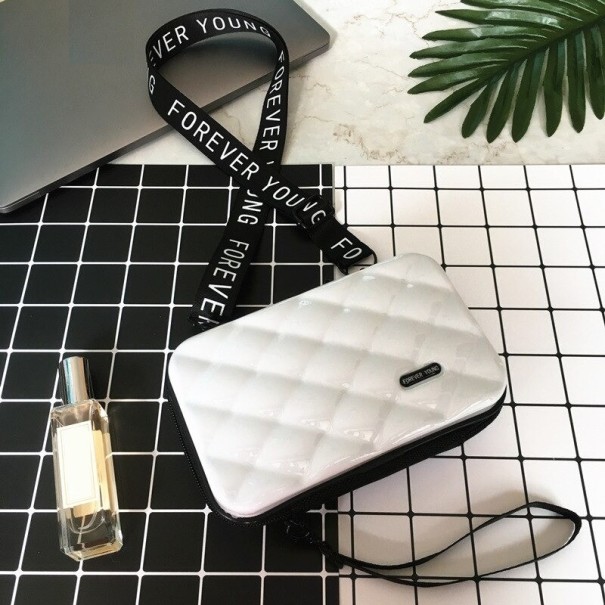 Sac à bandoulière pour femmes M838 blanc