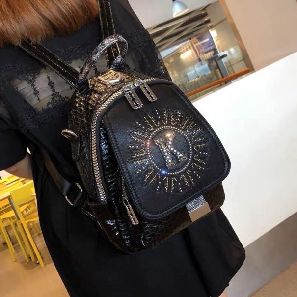 Sac à dos en cuir pour femmes E882 noir