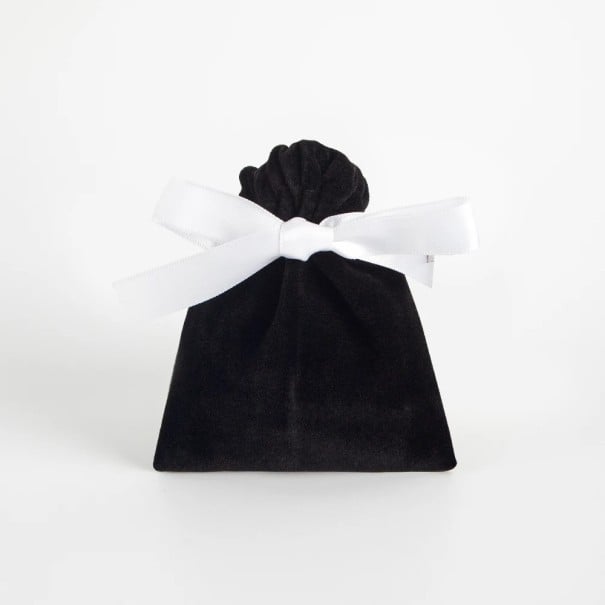 Sada 10 ks černých sametových zatahovacích sáčků 7×9 cm se stužkou, dárkové látkové pytlíky na šperky a drobnosti 1