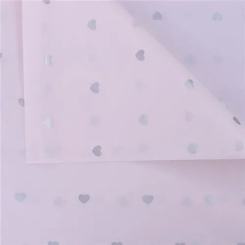 Sada 10 ks svetloružový priehľadný baliaci papier s farebnými srdiečkami 50x70 cm arch dekoratívny papier na balenie darčekov kvetín strieborná