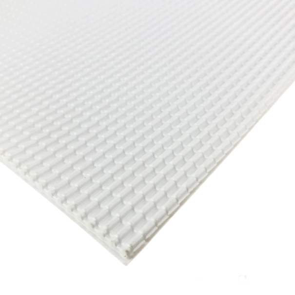 Sada 2 ks PVC střešní krytina pro modely 1:30 20 × 29,5 cm Plastové desky imitace střešních tašek pro dioráma modelářství bílá