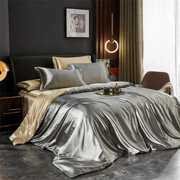 Sada 4 ks povlečení Full Size Povlak na přikrývku 200 x 230 cm Prostěradlo 230 x 230 cm 2x povlak na polštář 48 x 74 cm Lesklé povlečení šedá
