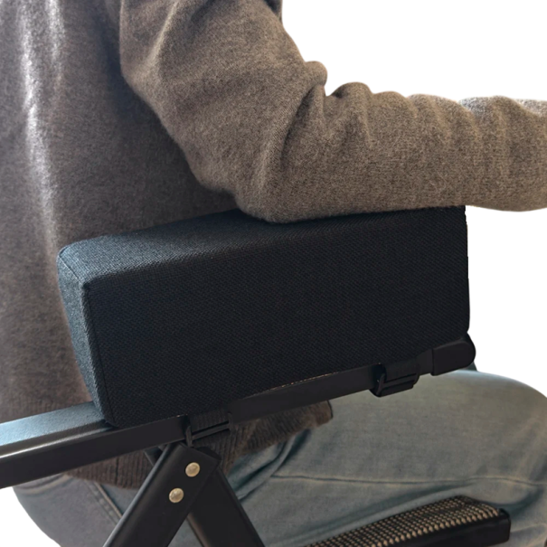 Sada loketních opěrek na židli 2 ks 27 × 12 × 10 cm ergonomické měkké polštáře pro podporu rukou černá