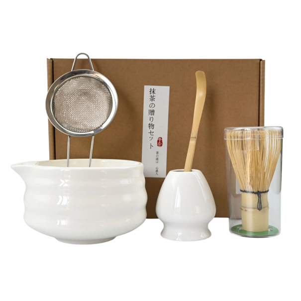 Sada na Matcha čaj 5dílná Keramická miska 460 ml s hubičkou Bambusová metlička i stojánek Sítko a lžička Japonská příprava čaje bílá
