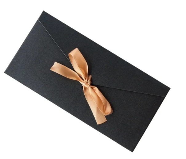 Sæt med 10 stk. farvede kuverter med bånd 22 × 10,8 cm papirkuverter til kort, ønsker og pengegaver sort