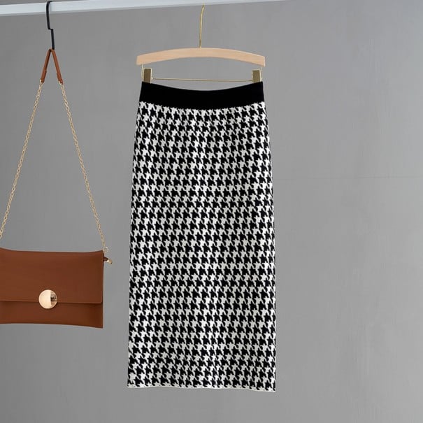 Saia de malha para senhora com padrão 4