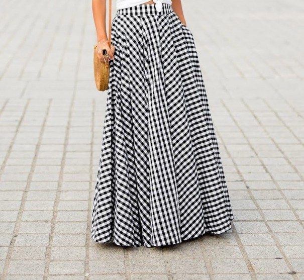 Saia longa feminina com padrão xadrez pequeno e cintura alta Corte largo com bolsos Comprimento maxi até aos tornozelos Poliéster preto XL