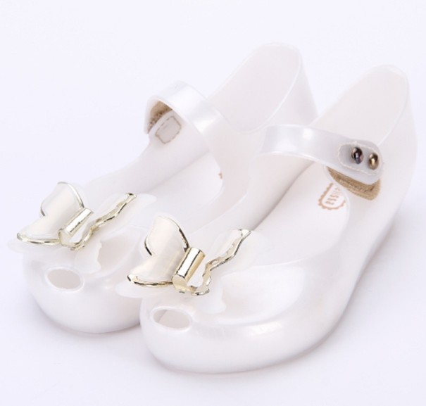 Sandale de cauciuc pentru fete cu fluture alb 25