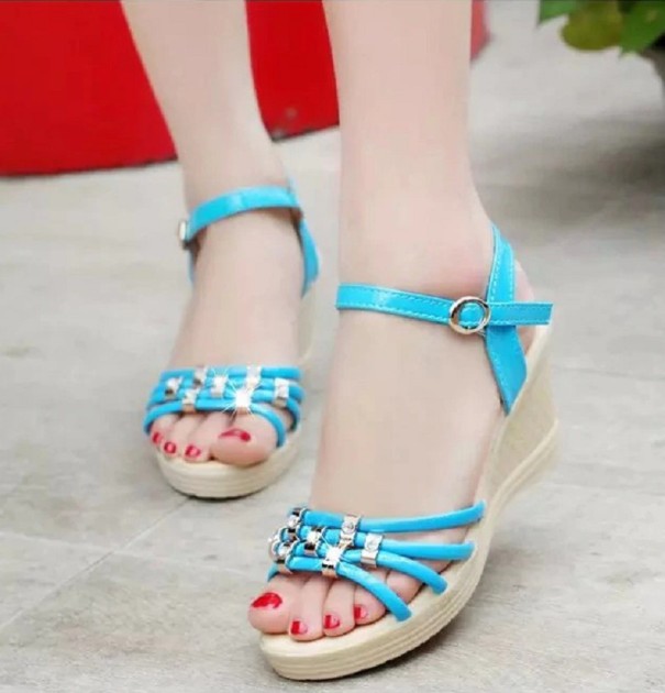 Sandali da donna con zeppa azzurro 38