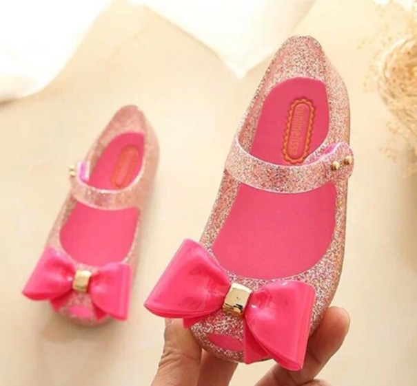 Sandalias de niña con purpurina rosa 25