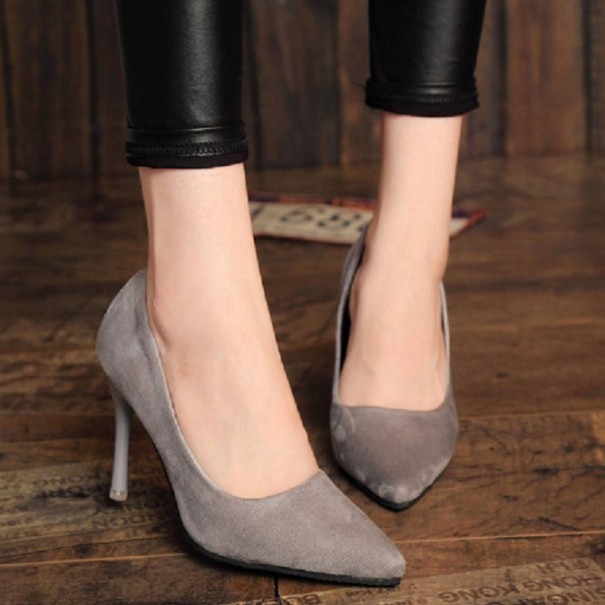 Sapatos de senhora em camurça cinzento 36