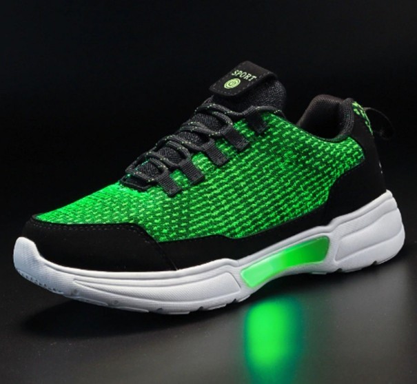 Scarpe da ginnastica luminose per bambini A353 verde 31