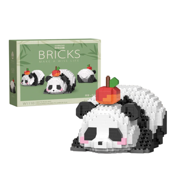 Schattige kinderbouwset in de vorm van een panda die ligt en een appeltje op haar hoofd heeft, 534 stukjes puzzel, leuk creatief bouwen 1