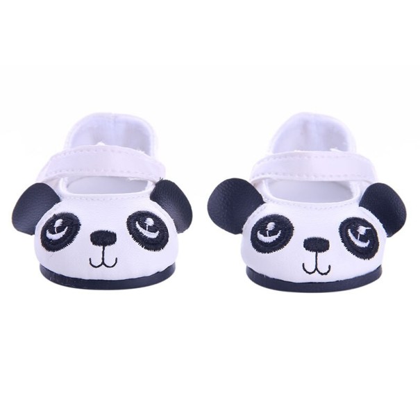 Schuhe für die Panda-Puppe 1