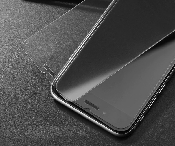 Schützendes gehärtetes Glas für iPhone XS Max 1