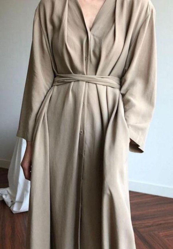 Serena pitkä mekko vyöllä beige